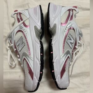 New Balance 530s size 6.5W